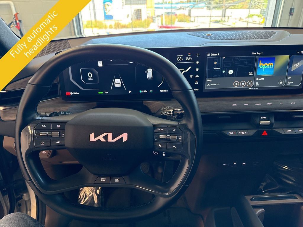 Certified 2024 Kia EV9 Land AWD/4WD image 19