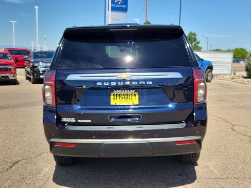 Used 2021 Chevrolet Suburban High Country AWD/4WD image 19