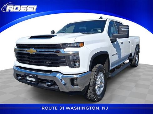 Certified 2025 Chevrolet Silverado 3500 LT w/ Convenience Package AWD/4WD image 1