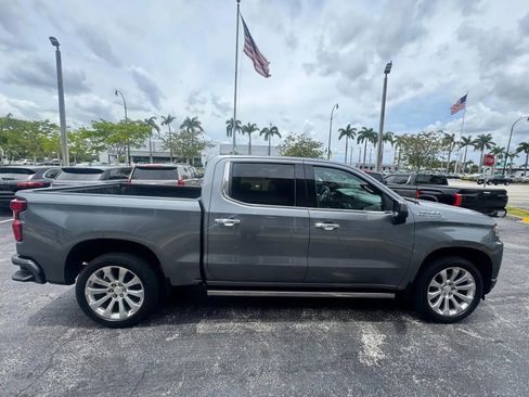 Used 2021 Chevrolet Silverado 1500 High Country w/ Technology Package AWD/4WD image 7
