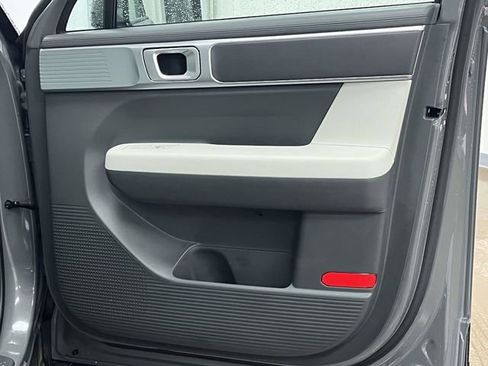 Used 2025 Hyundai Santa Fe SE FWD image 29