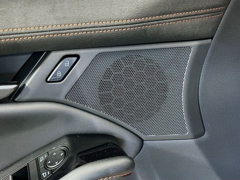 New 2025 MAZDA MAZDA3 Carbon image 25