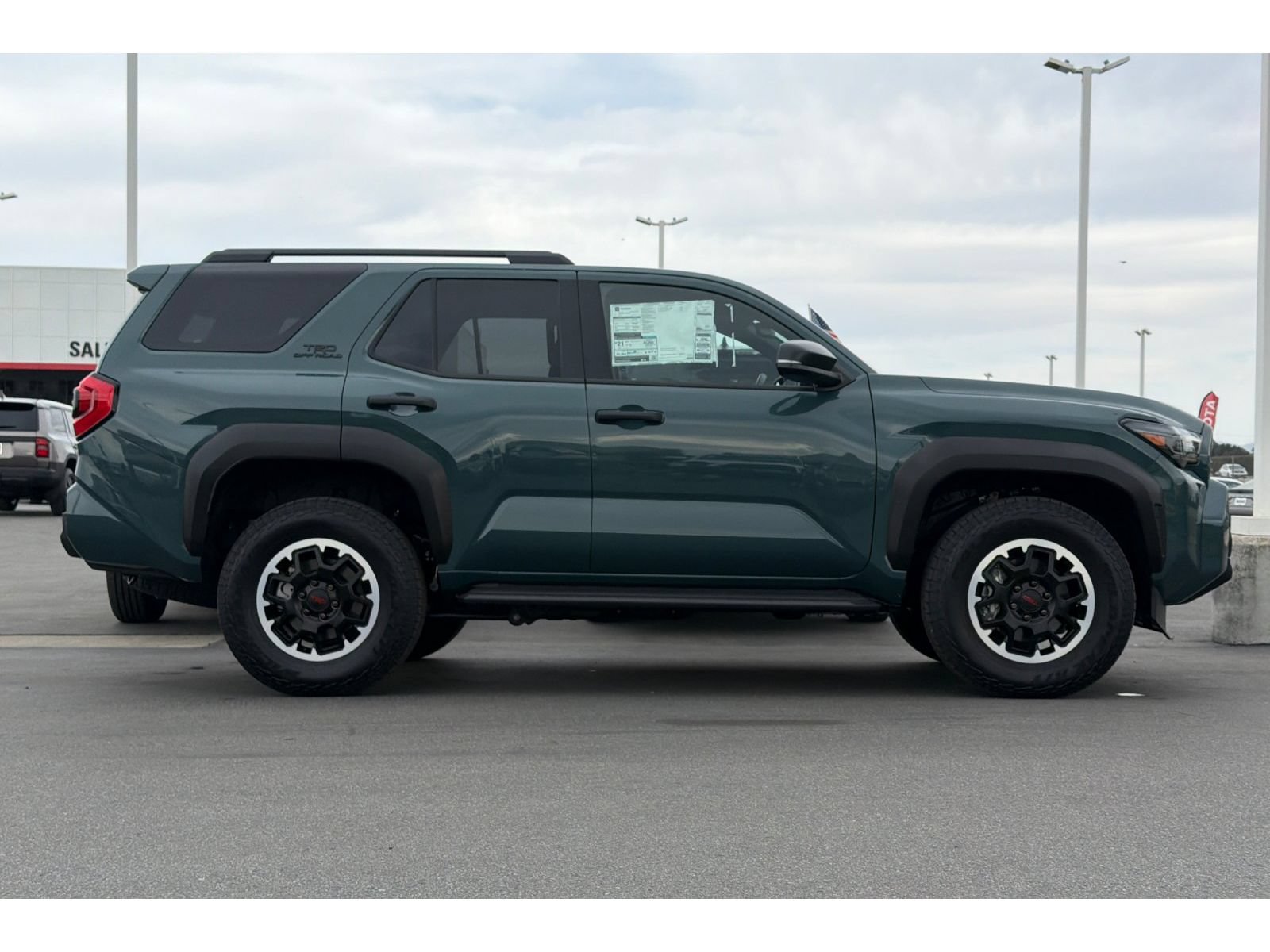 Used 2026 Toyota 4Runner 4WD image 3