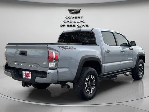 Used 2020 Toyota Tacoma TRD Off-Road image 8