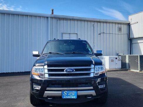 Used 2017 Ford Expedition EL Platinum image 8