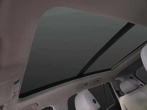 Used 2020 Volkswagen Tiguan SE w/ Panoramic Sunroof Package image 7