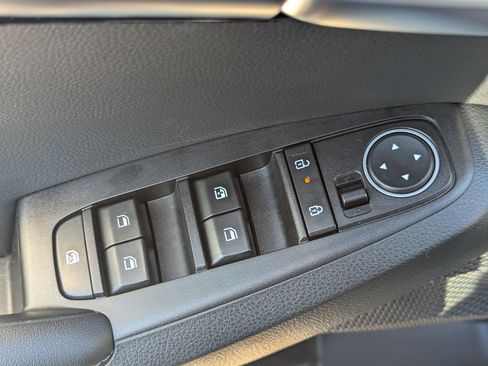 Certified 2025 Kia Seltos EX w/ EX Sunroof Package image 22