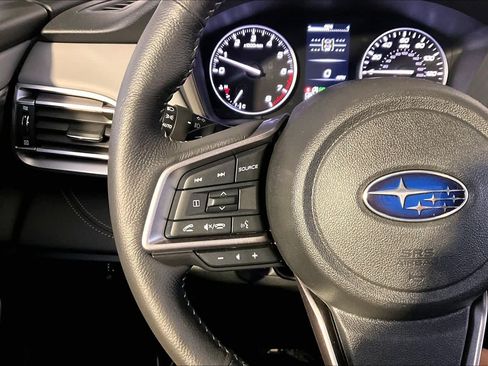 Used 2025 Subaru Outback Limited AWD/4WD image 23