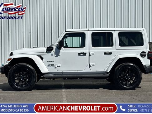 Used 2024 Jeep Wrangler Unlimited Sahara AWD/4WD image 7
