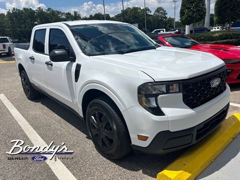 Used 2025 Ford Maverick XL FWD image 3