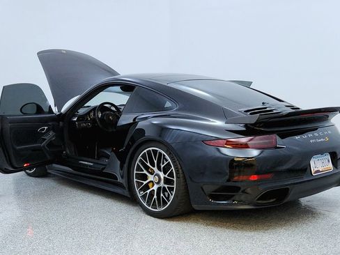 Used 2014 Porsche 911 Turbo S image 10