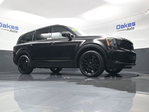 Used 2021 Kia Telluride EX w/ EX Premium Package image 42