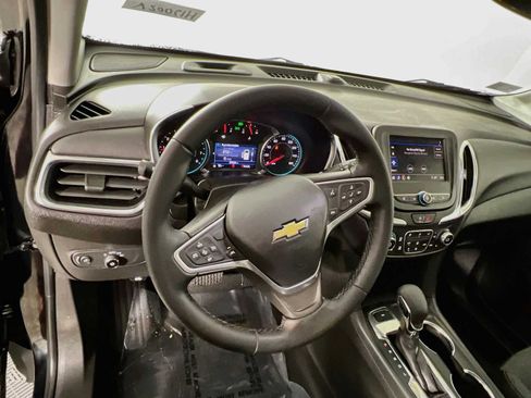 Used 2023 Chevrolet Equinox LT AWD/4WD image 11