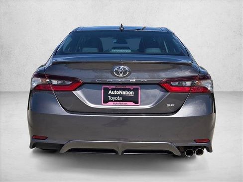 Used 2024 Toyota Camry SE FWD image 7