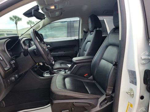 Used 2022 GMC Canyon AT4 w/ Driver Alert Package AWD/4WD image 20