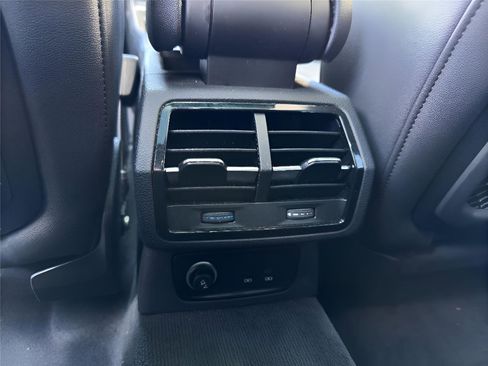 Used 2021 Audi Q3 2.0T Premium Plus w/ Premium Plus Package image 32