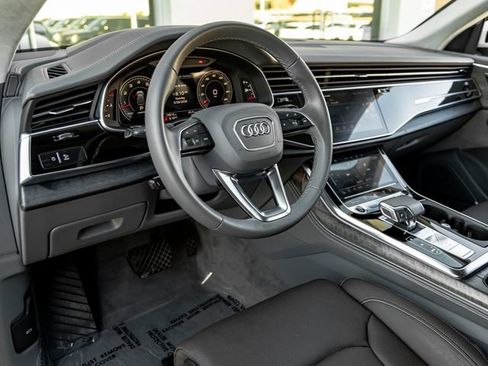 Used 2023 Audi Q8 Prestige AWD/4WD image 18