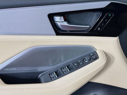 Used 2025 Acura MDX FWD w/ Technology Package image 23