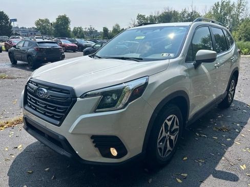 Certified 2023 Subaru Forester Premium AWD/4WD image 9