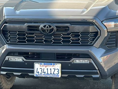 Used 2024 Toyota Tacoma TRD Off-Road w/ TRD Off Road Upgrade Package AWD/4WD image 3