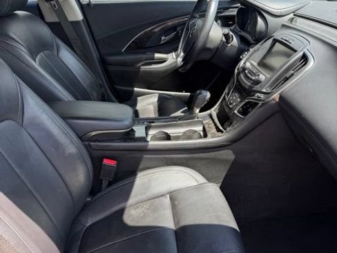Used 2015 Buick LaCrosse Leather w/ Experience Buick Package FWD image 17