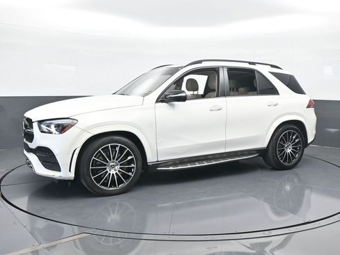 Used 2023 Mercedes-Benz GLE 450 4MATIC image 2