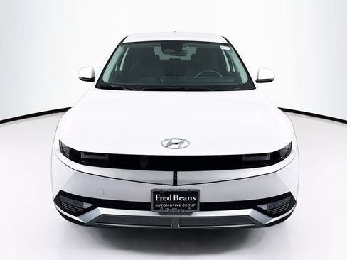 Certified 2024 Hyundai Ioniq 5 SEL RWD image 2