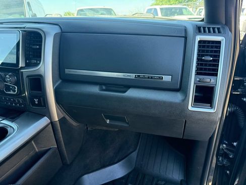 Used 2017 RAM 2500 Limited AWD/4WD image 19
