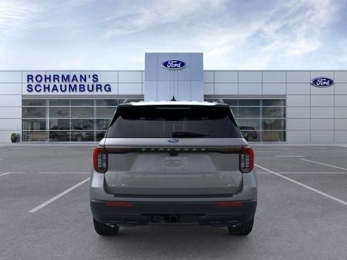 New 2026 Ford Explorer Active image 5