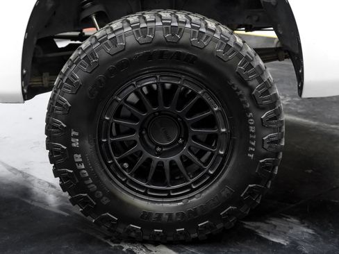 Used 2010 Toyota Tundra 4x4 CrewMax image 58