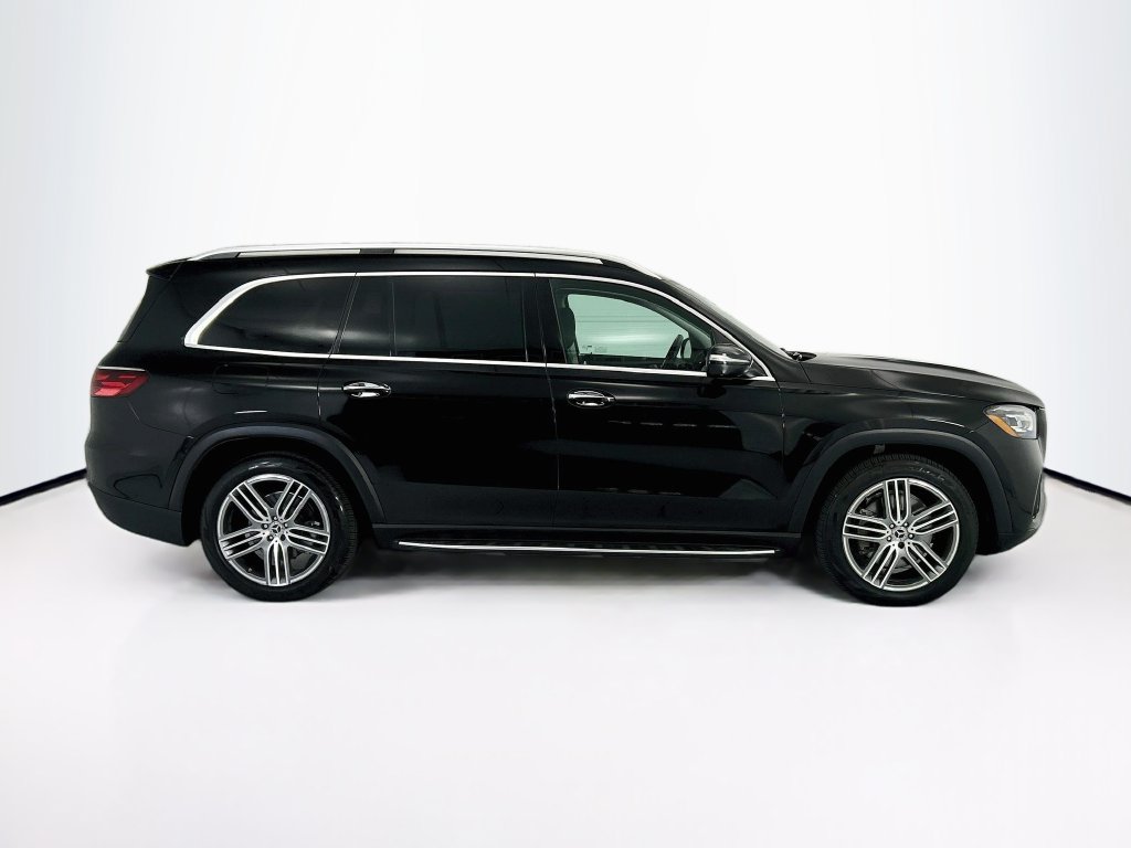 Certified 2026 Mercedes-Benz GLS 450 4MATIC image 4