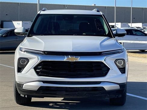 Used 2025 Chevrolet TrailBlazer LT image 8