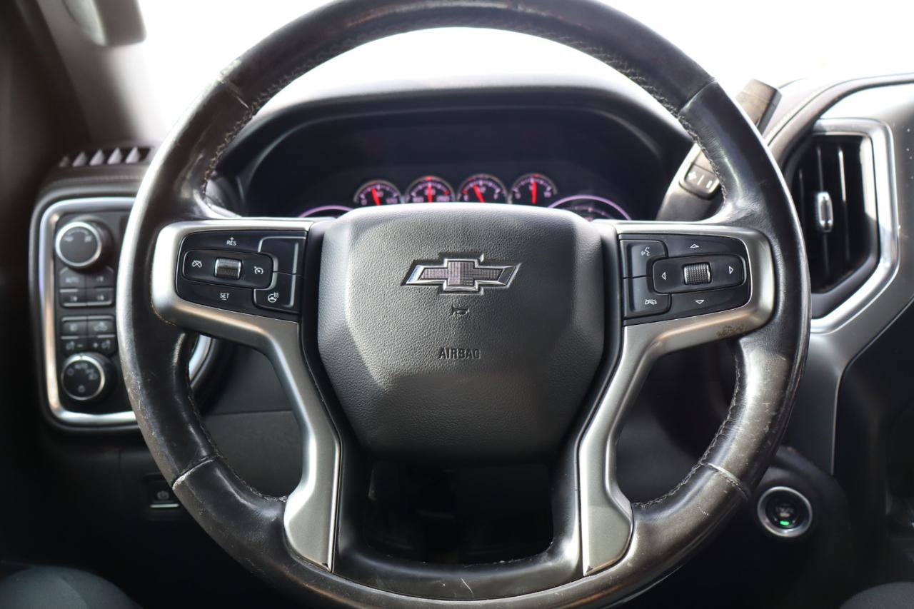 Used 2019 Chevrolet Silverado 1500 LT Trail Boss AWD/4WD image 17