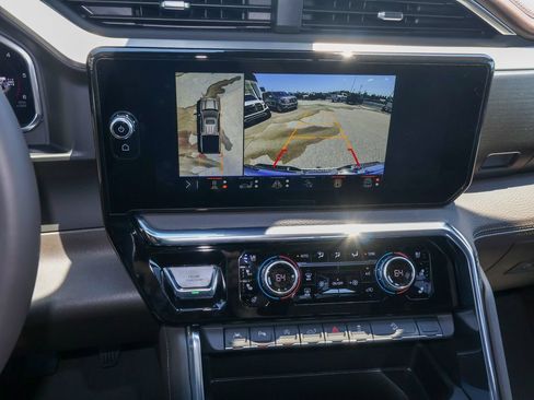 New 2026 GMC Sierra 1500 Denali AWD/4WD image 17