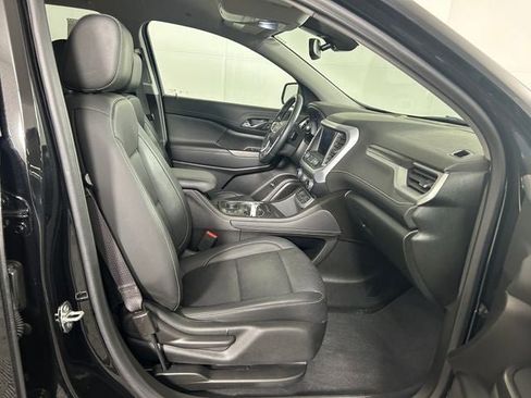 Used 2023 GMC Acadia SLT FWD image 29