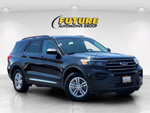 Certified 2020 Ford Explorer XLT w/ Comfort Package AWD/4WD image 1