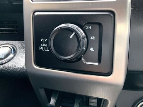 Used 2020 Ford F250 Platinum w/ FX4 Off-Road Package image 28