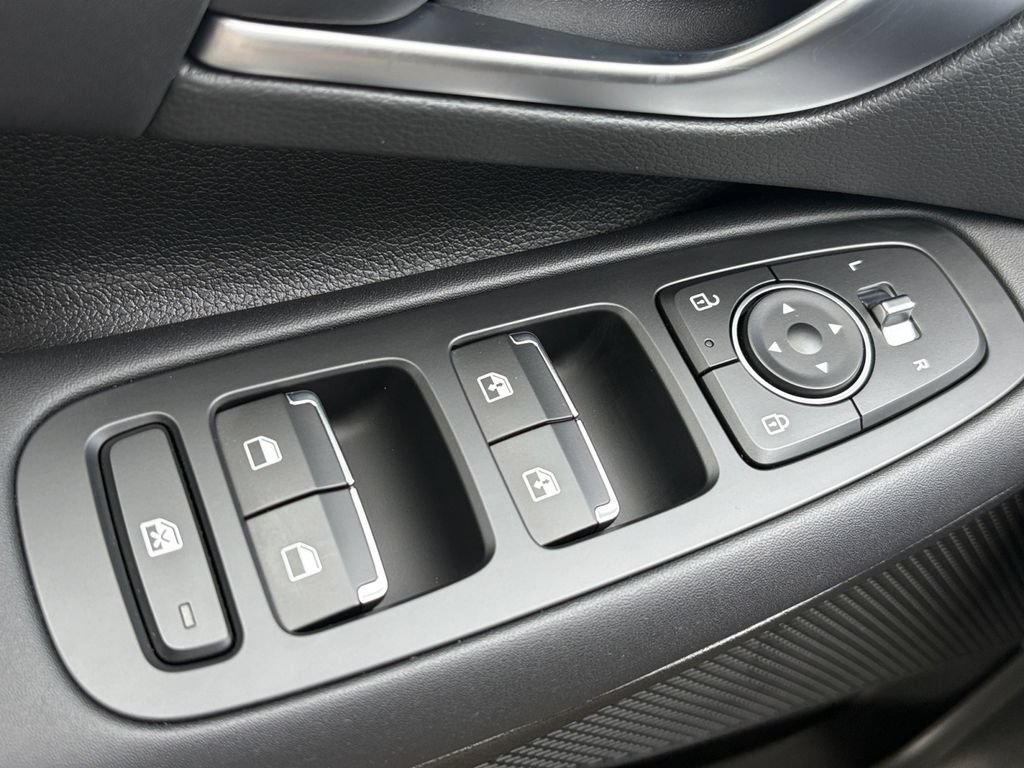 New 2026 Hyundai Sonata SEL FWD image 12