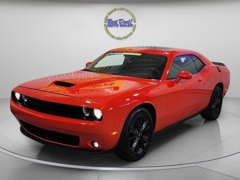 Used 2020 Dodge Challenger GT w/ Blacktop Package AWD/4WD image 2