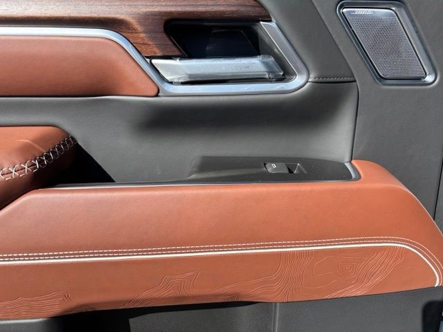 New 2026 GMC Sierra 2500 Denali Ultimate AWD/4WD image 17