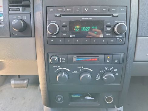 Used 2008 Dodge Durango SXT AWD/4WD image 15
