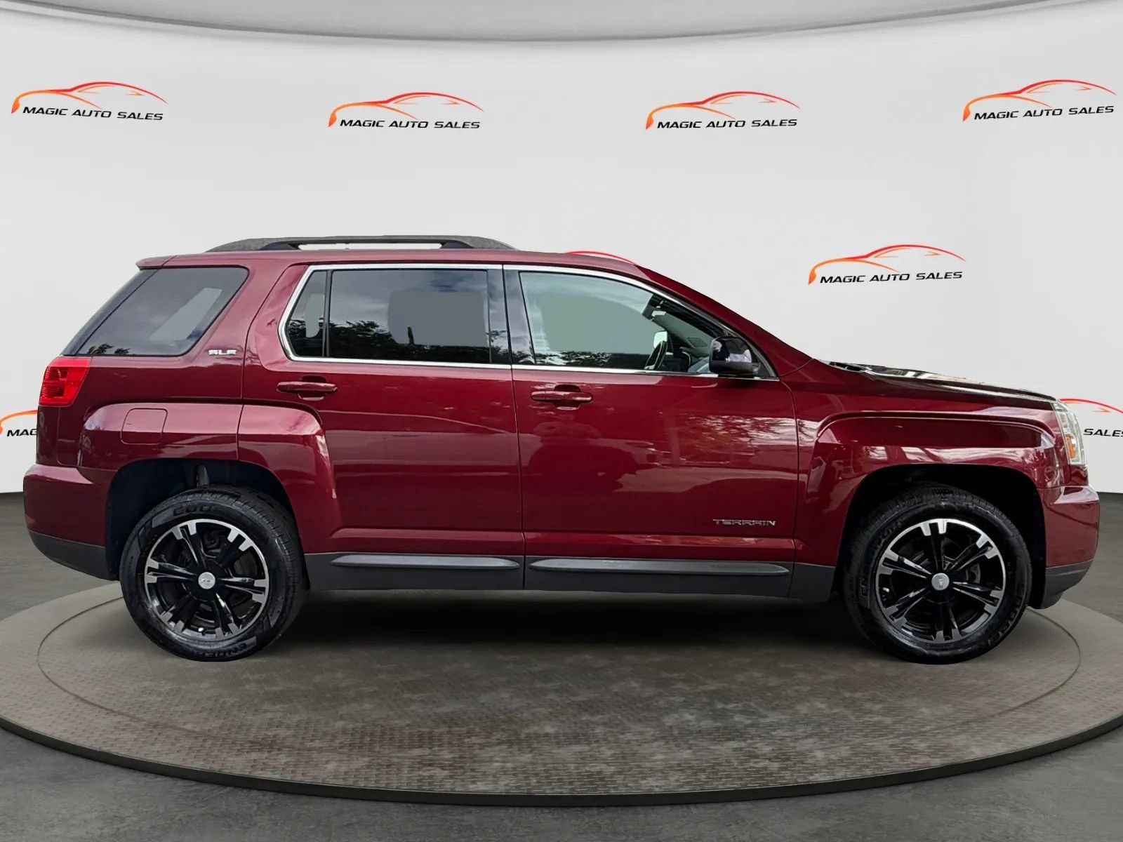Used 2017 GMC Terrain SLE w/ Nightfall Package AWD/4WD image 6