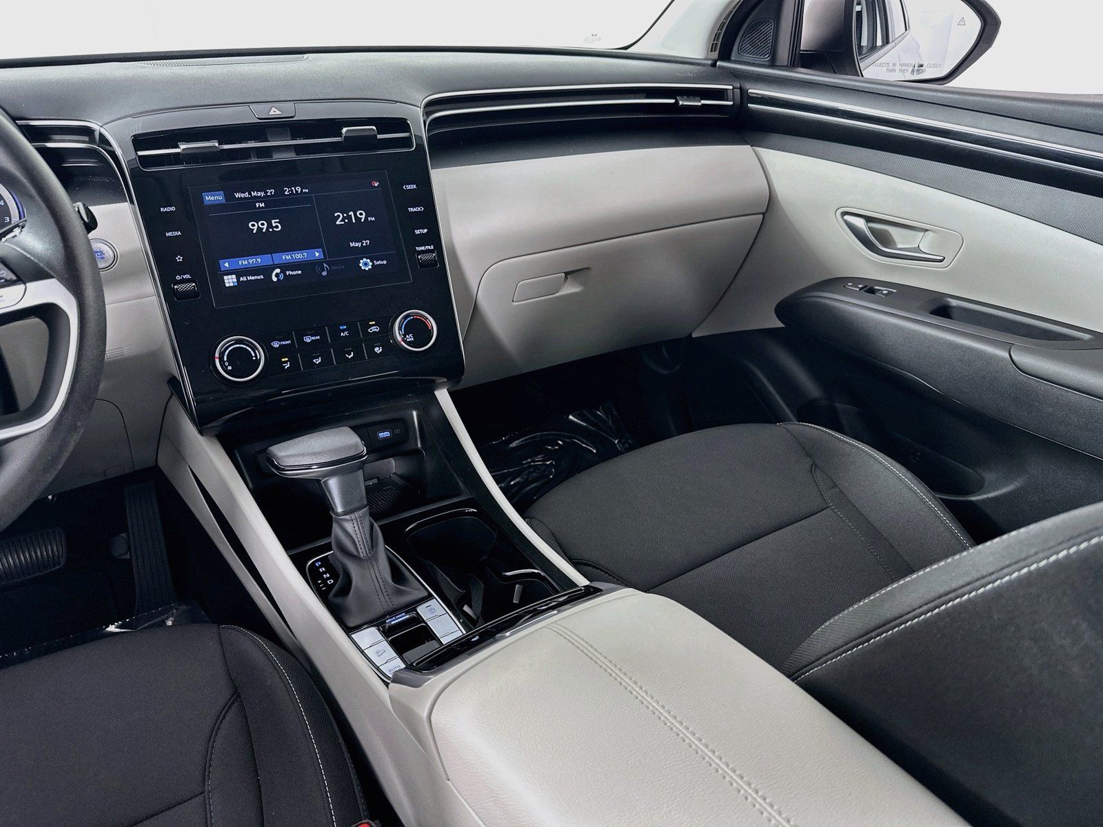 Used 2023 Hyundai Tucson SEL FWD image 22