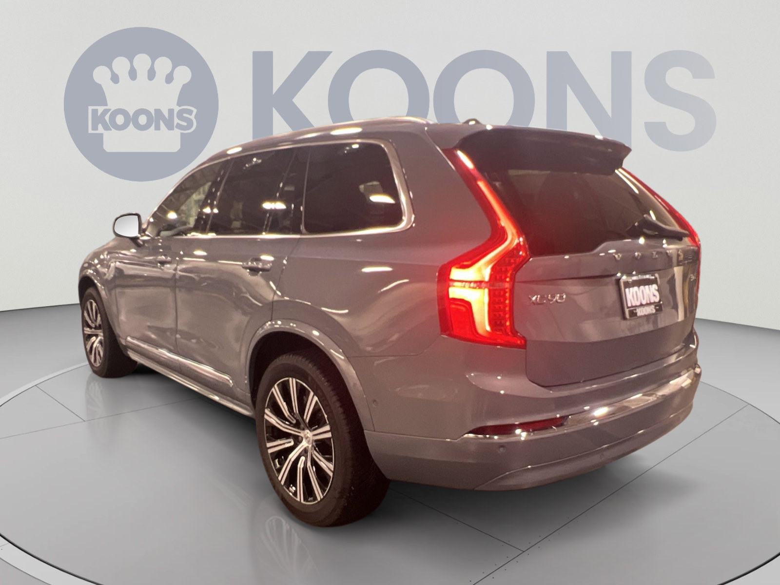 Used 2023 Volvo XC90 B6 Plus AWD/4WD image 4