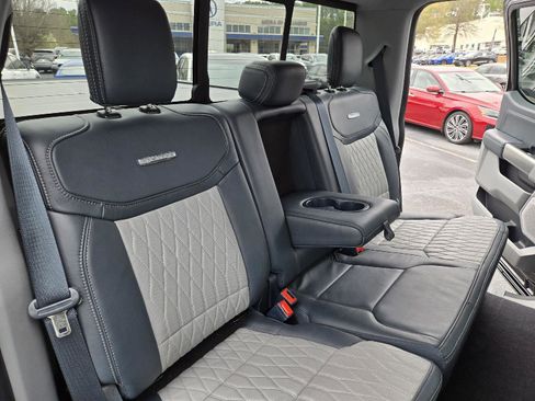 Used 2023 Ford F150 Limited image 29