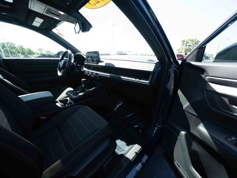 Used 2025 Honda CR-V Sport image 26