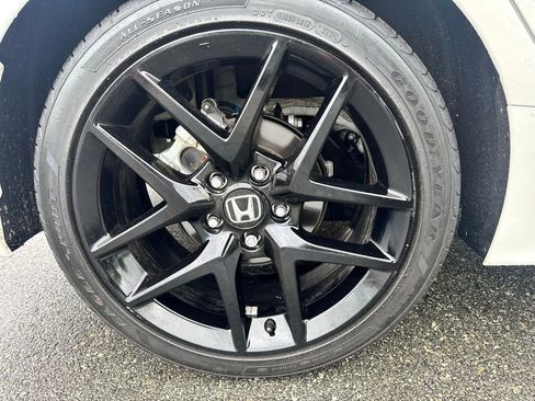 Used 2025 Honda Civic Sport image 27