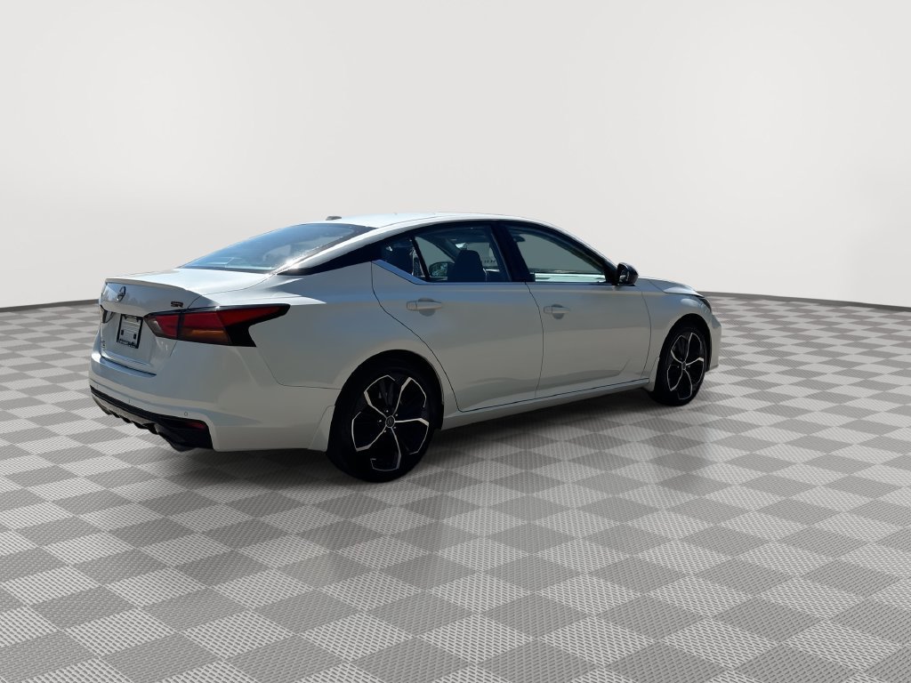 Certified 2025 Nissan Altima 2.5 SR FWD image 13