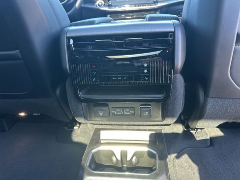 New 2025 Jeep Wagoneer Series II image 58