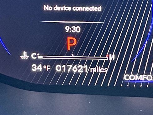 Used 2025 Acura MDX SH-AWD w/ Technology Package image 14